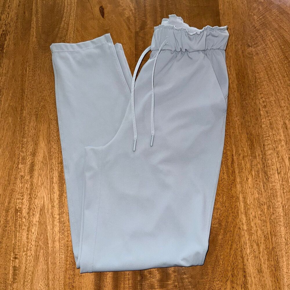 Lululemon Keep Moving High-Rise Pants Sz 2 Gray Drawstring LW5DFGS